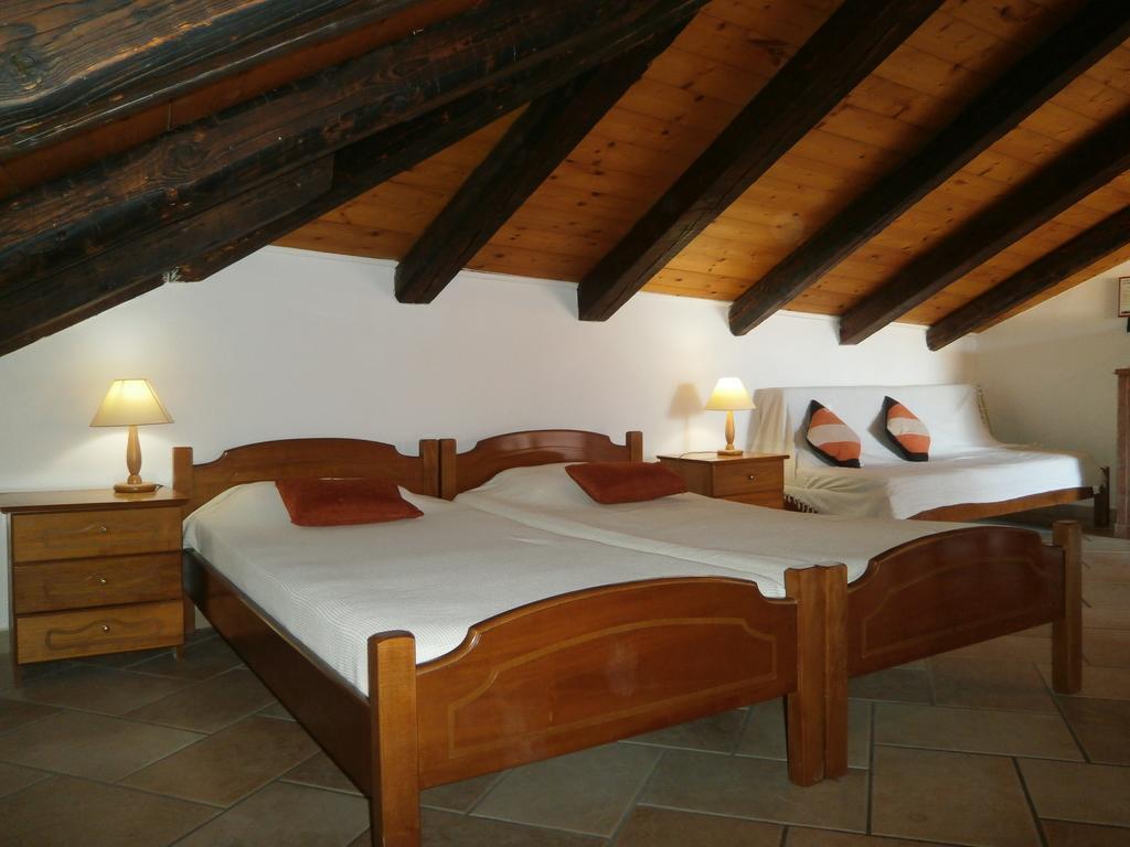 Apartament Eva *